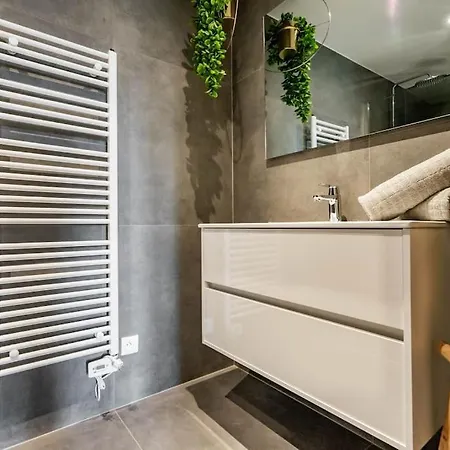 La Ara, Avec Sauna * Liège